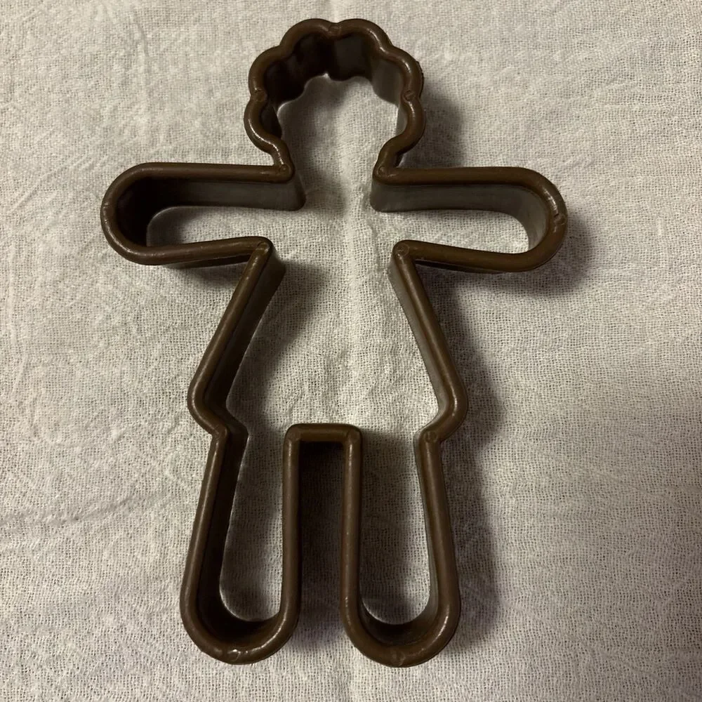 Lot Of Three Brown Cookie Cutters Boy Girl Bear With Spatula 5 Inches